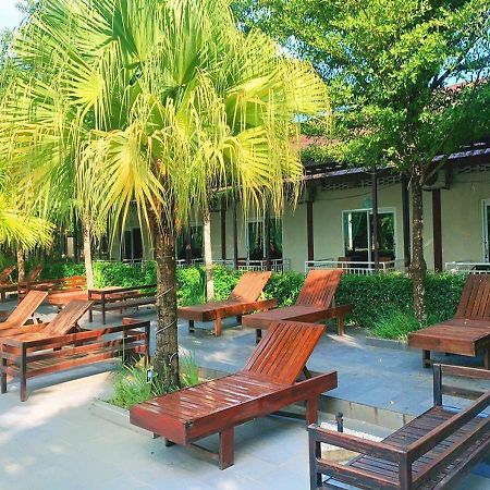 סיהאנוקוויל Twin Palms Resort מראה חיצוני תמונה
