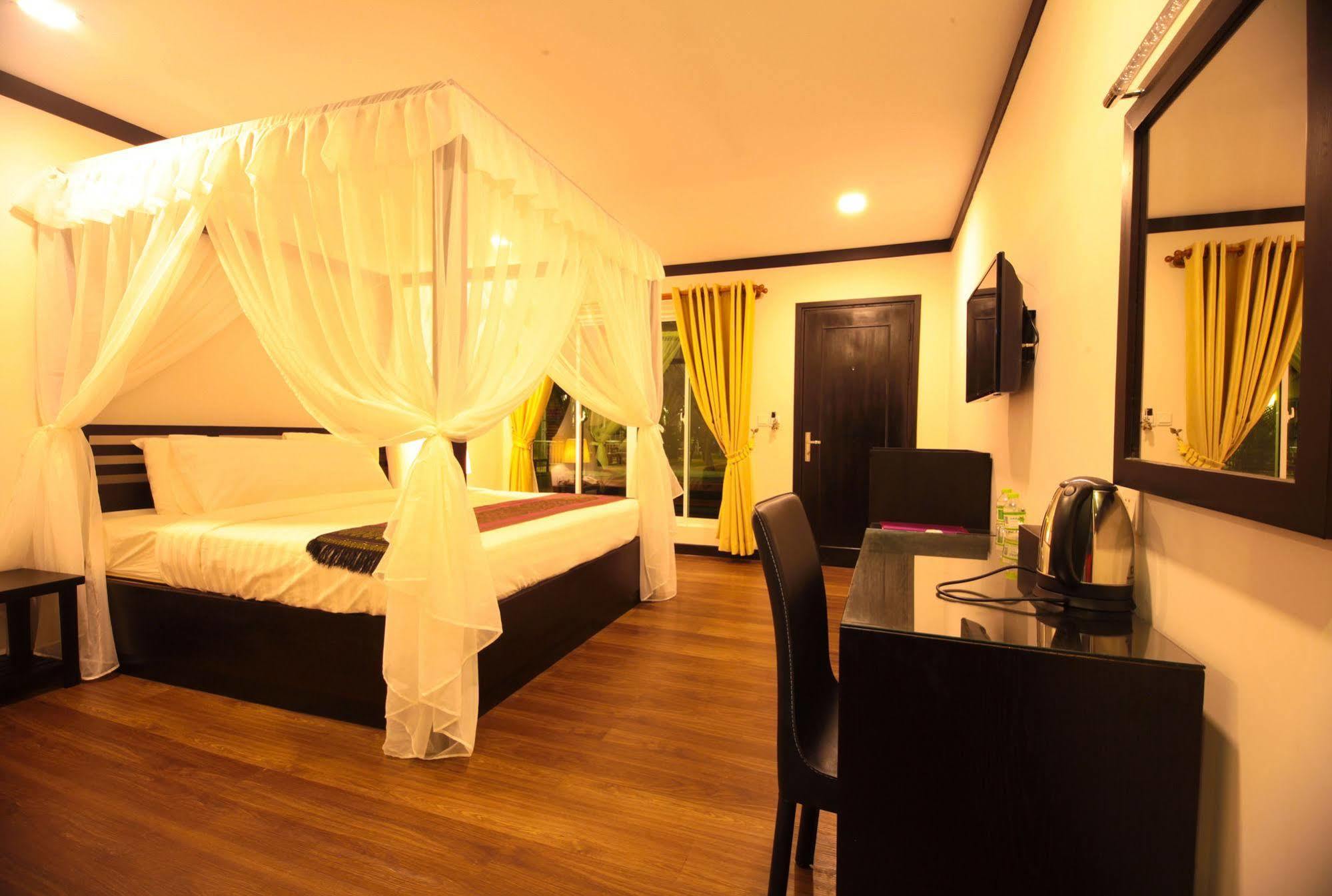 סיהאנוקוויל Twin Palms Resort מראה חיצוני תמונה