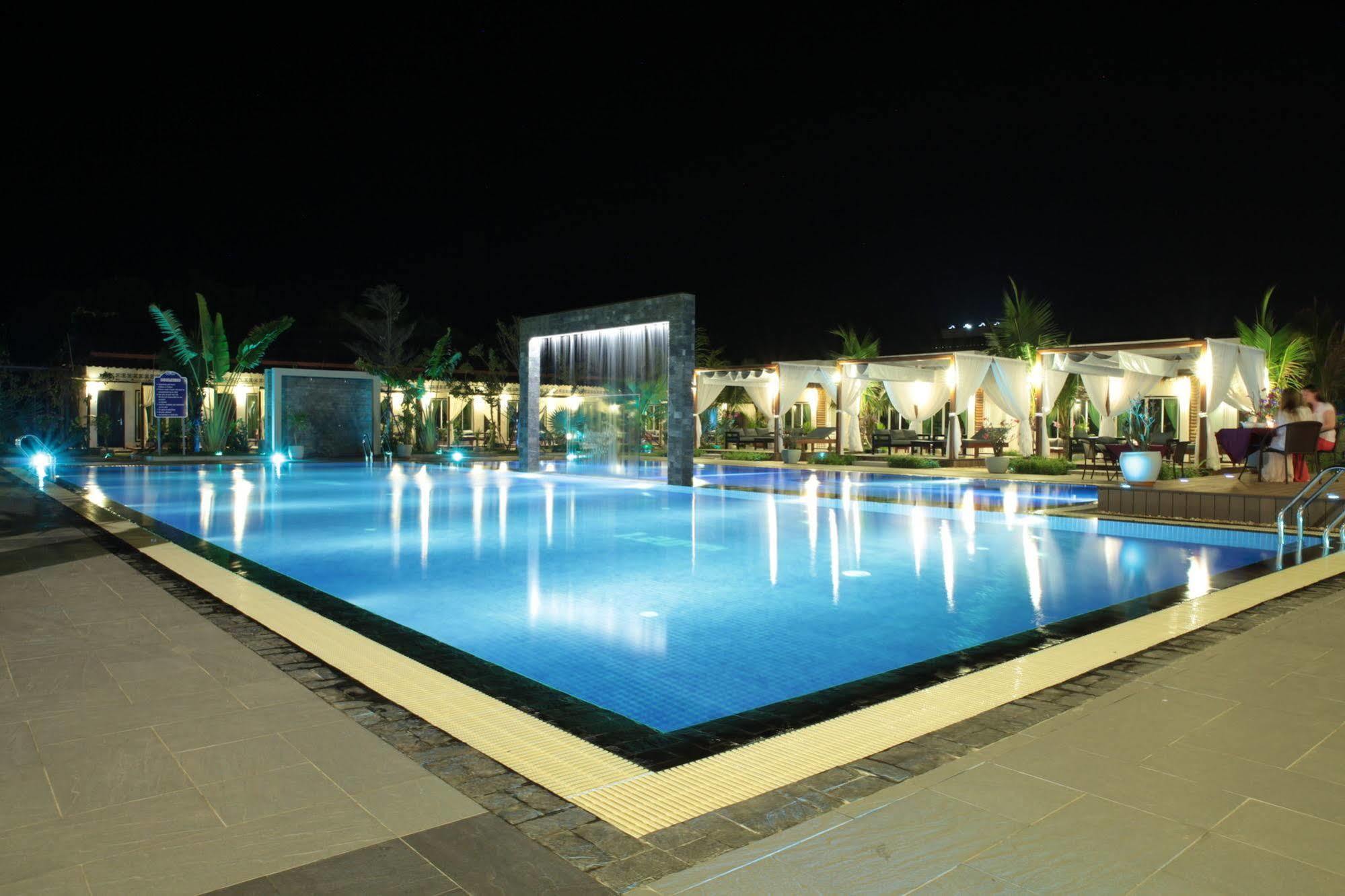 סיהאנוקוויל Twin Palms Resort מראה חיצוני תמונה